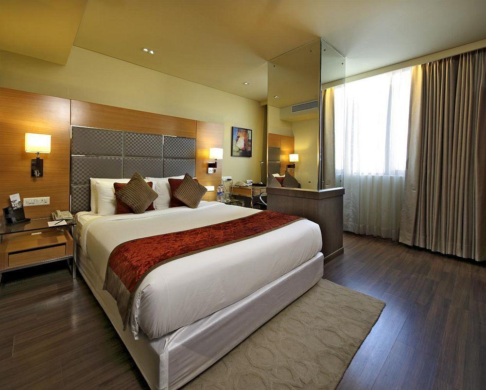 Country Inn Panjim Goa باناجي المظهر الخارجي الصورة